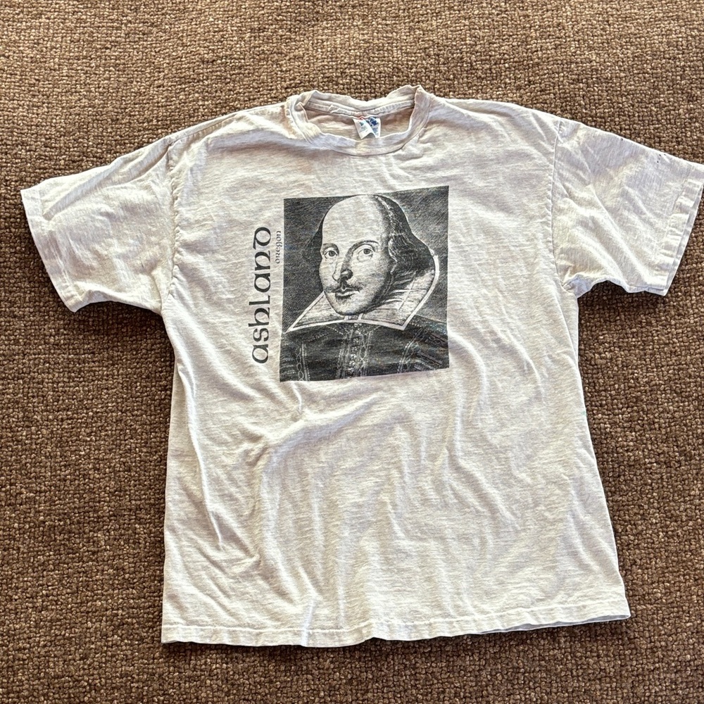 Vintage Shakespeare Tee - Picture 1 of 8